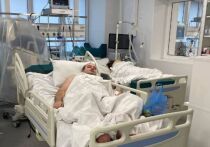 Охранник Успенской средней общеобразовательной школы Дмитрий Павлов, раненный неадекватным девятиклассником во время нападения на учебное заведение, чувствует себя лучше