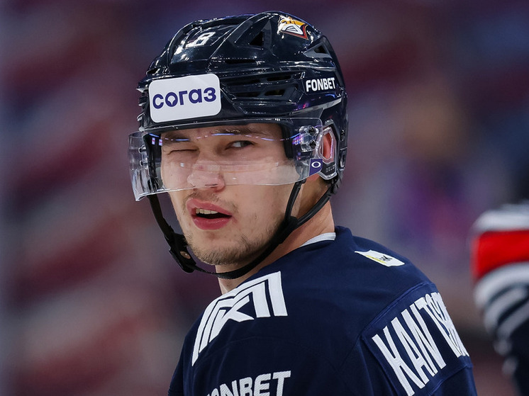 Во время этой декабрьской паузы в чемпионате КХЛ, «МК-Спорт» удалось пообщаться с главным открытием этого сезона, лучшим снайпером «регулярки», 21-летним нападающим магнитогорского «Металлурга» Романом Канцеровым