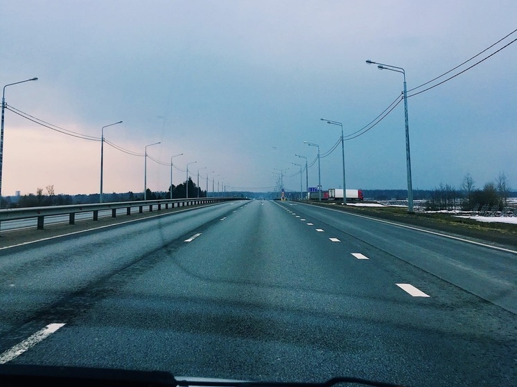 Автобусы из Вологды и Череповца по пути в Санкт-Петербург останавливаются в Тихвине