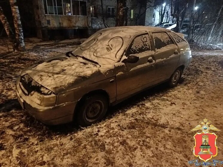 В Твери мужчина угнал ВАЗ и отправился в путь, но далеко уехать не смог