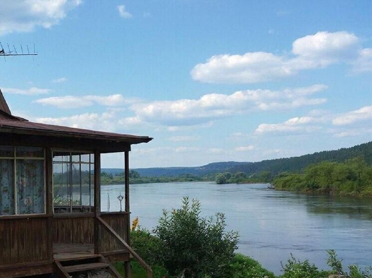 В Воронеже возобновили спор о сносе особняка на берегу Усмани