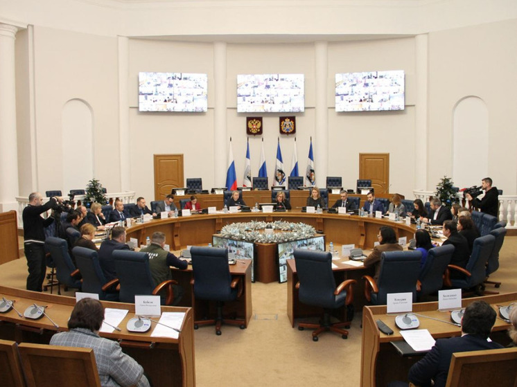 В правительстве Новгородской области прошло заседание межведомственной комиссии, которая занимается поддержкой участников специальной военной операции и их семей