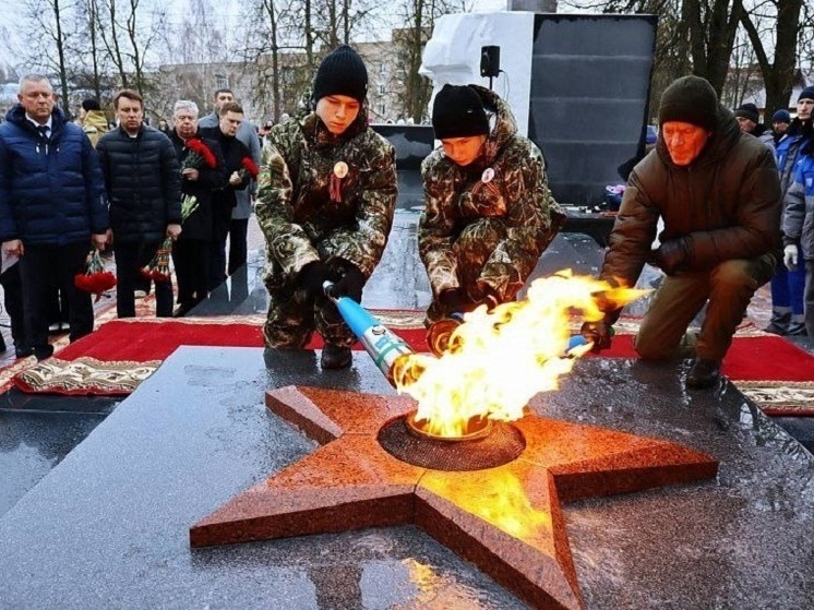 В Суворове открыли обновленный мемориальный комплекс «Братская могила»