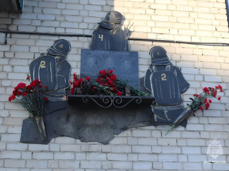 Огнеборцы почтили память боевых товарищей, погибших 26 лет назад, в Забайкалье