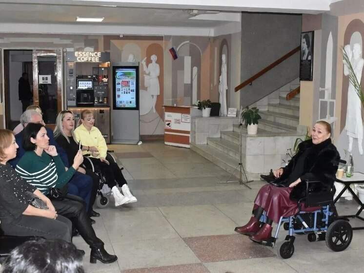 Поэтесса Майя Ананьева выступила на закрытии благотворительного марафона «Большое сердце» в Пятигорске