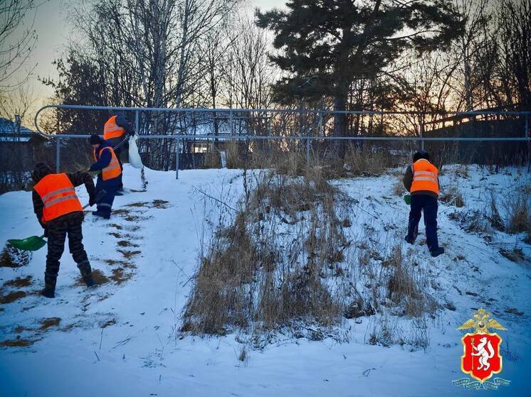 В свердловских городах ликвидируют опасные горки