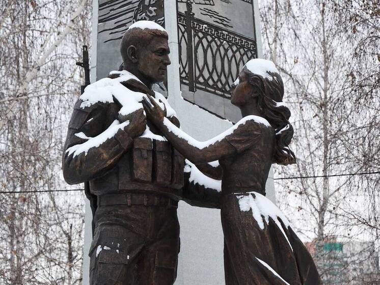 В День Героев Отечества в России подчеркнули значимость воинских традиций и всеобщего героизма