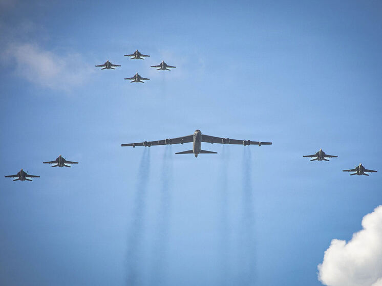 США нанесли удар по судну с наркотиками в Тихом океане, 4 погибли