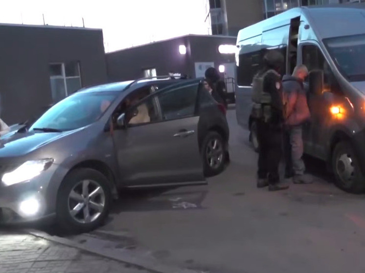 В Чувашии задержали рецидивистов за хищение миллионов рублей и недвижимости у военнослужащих