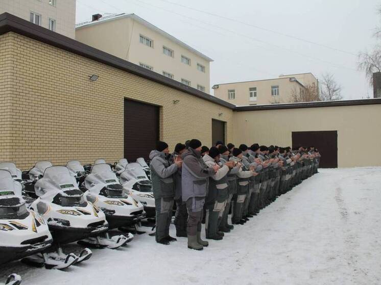 Госкомитету Татарстана по биоресурсам передали сани и снегоходы