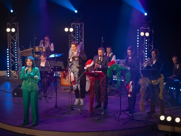 Биг Бро Брасс представил предновогоднюю программу в Астрахани