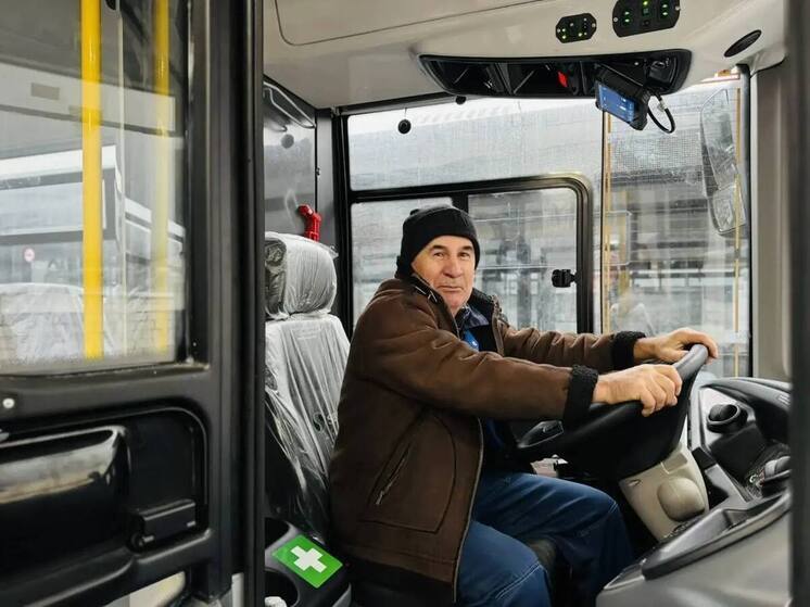 Пять новых автобусов получил Череповец