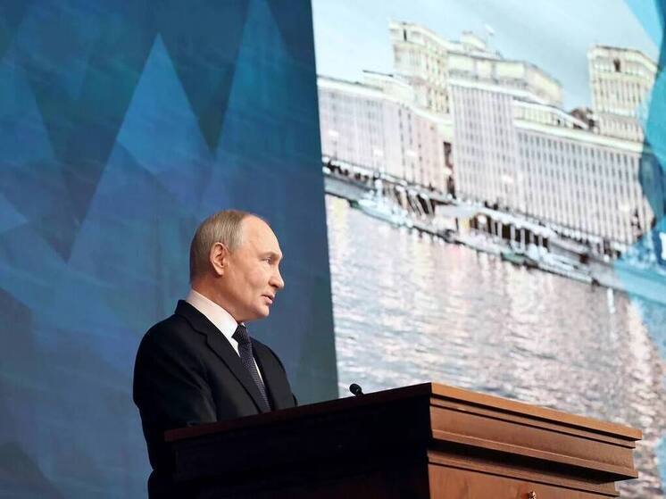 Андрей Чибис принял участие в заседании коллегии Минобороны в Москве