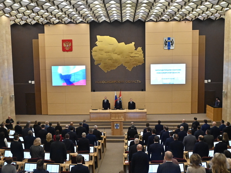 Губернатор и спикер Заксобрания подвели итоги совместной работы за год