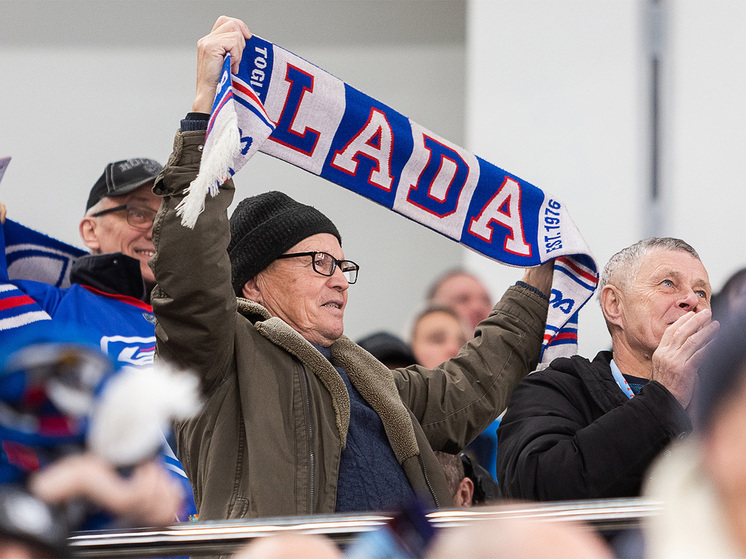 Первого тренера «Лады» Дмитрия Богинова включили в Зал славы российского хоккея