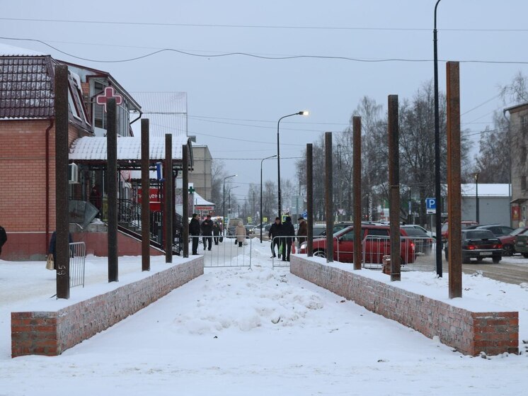 Ядрин обновляется: на улицах Садовой и Некрасова устанавливают МАФы