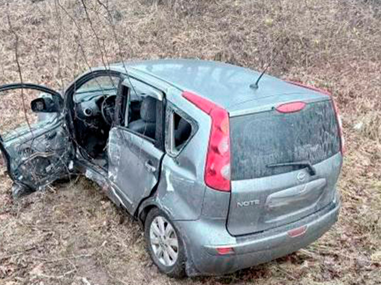 В Погарском районе столкнулись два автомобиля: брянец госпитализирован