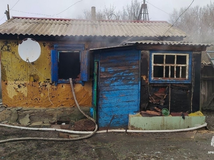 В Ростовской области при пожаре в частном доме погибла пенсионерка