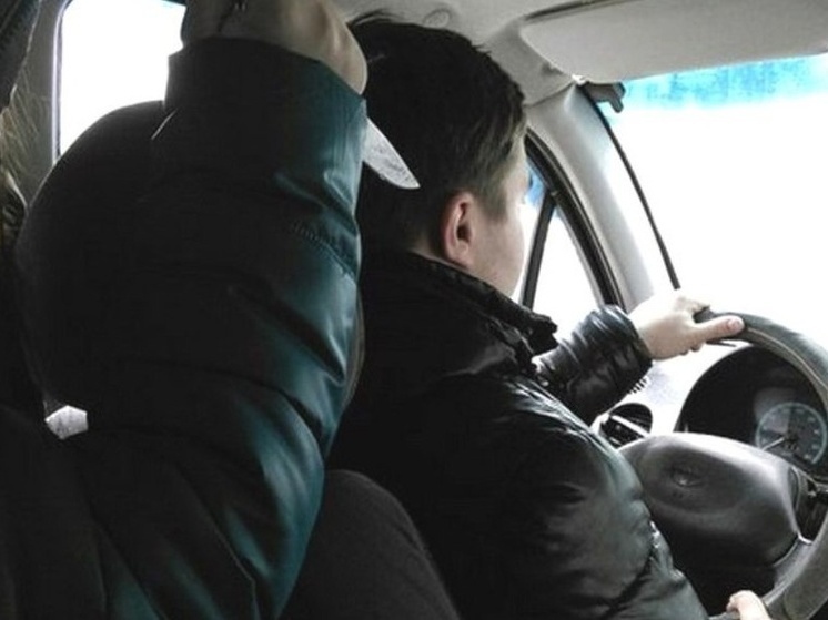 23 ноября 2025 года в Илийском районе Алматинской области два гражданина едва не отправили водителя такси на тот свет