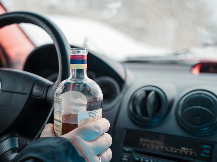 На улице Твери поймали пьяного водителя без прав: мужчина лишился иномарки