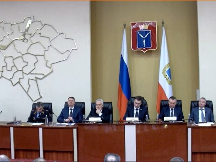 Бусаргин поручил уволить трех главврачей в Саратовской области