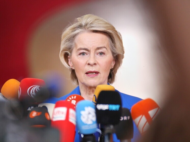 Глава Еврокомиссии потребовала от лидеров ЕС договориться по вопросу помощи Украине сегодня