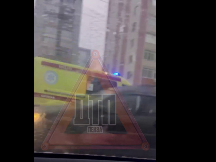 На улице Кижеватова произошло ДТП