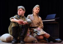 В Ялтинском театре им. Чехова состоялась премьера спектакля, посвященного 80-летию Победы в Великой Отечественной войне. Сюжет спектакля основан на историческом событии 1942 года.