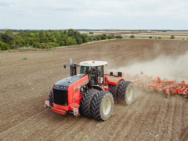ЛНР обновила парк сельхозтехники на 1,3 млрд рублей в рамках господдержки АПК