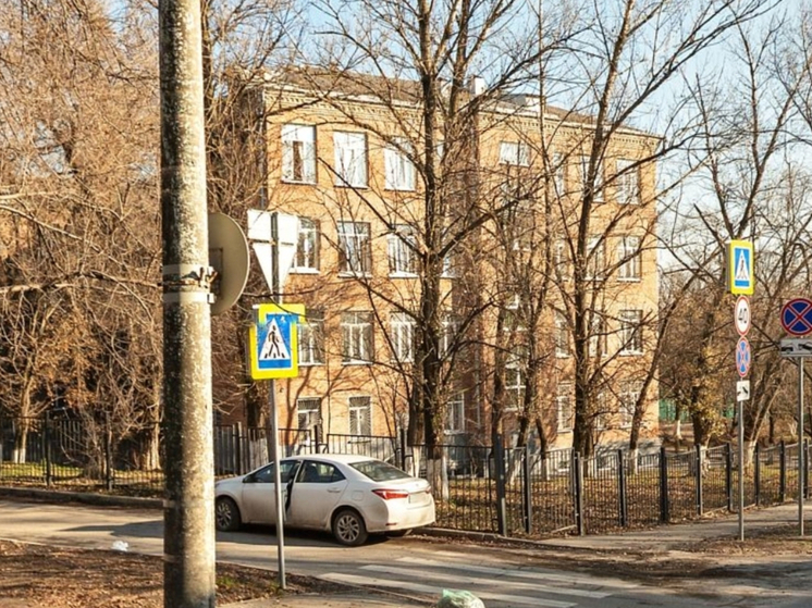 В Ростове эвакуировали учащихся школы №68