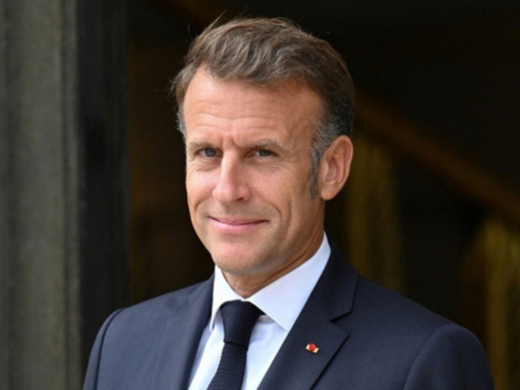 Туск пожаловался, что на него и Макрона "напали" в Брюсселе