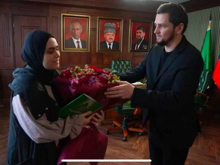 В Чечне семье участника СВО передали новую квартиру с полной обстановкой