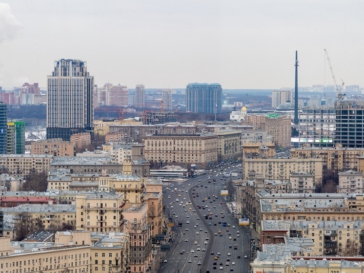 Архитектурно-художественную подсветку получат 12 зданий на Кутузовском проспекте в Москве