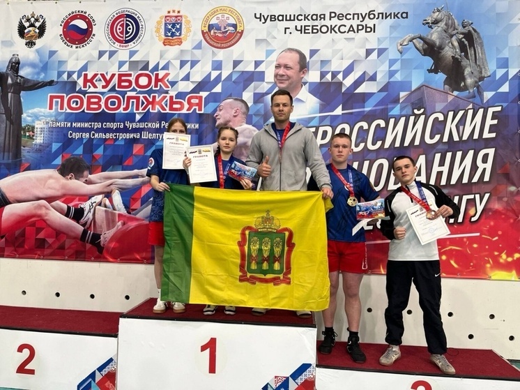 Пензенские мас-рестлеры вернулись домой с наградами всероссийских соревнований
