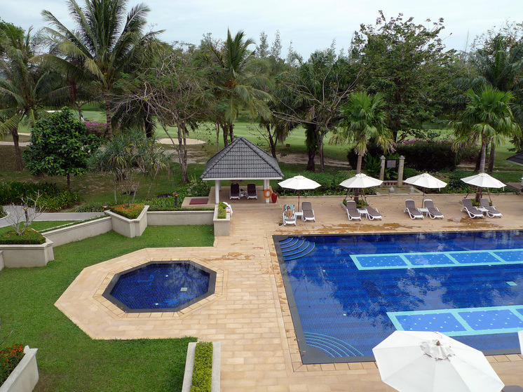 Развратному россиянину на 100 лет запретили въезд в одну страну