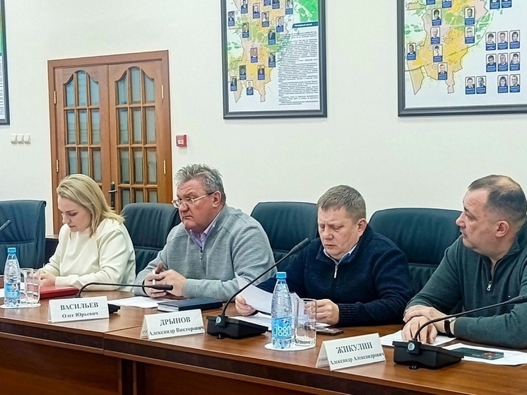 В Курске на финальной стадии благоустройство территории у ТЦ «Куряночка»