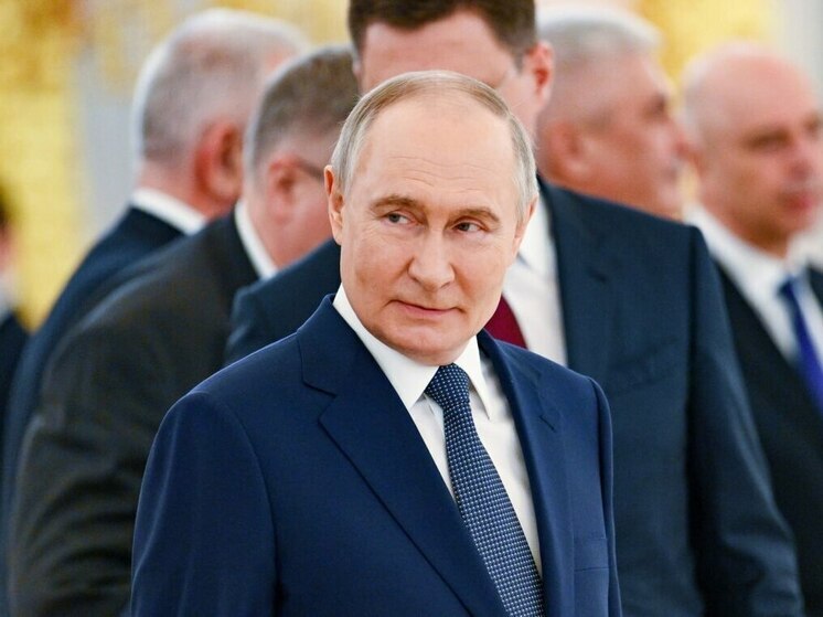 Жители Петербурга отправили 98 тысяч вопросов на прямую линию с Владимиром Путиным