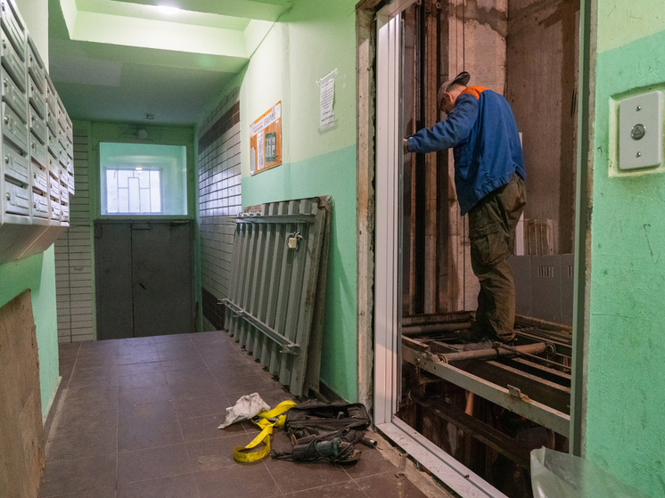 В России создадут реестр компаний, допущенных к работам по обслуживанию и ремонту лифтов в МКД