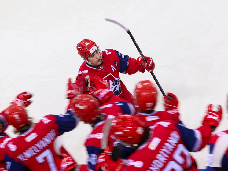 «Локомотив» вызвал в команду форварда из МХЛ