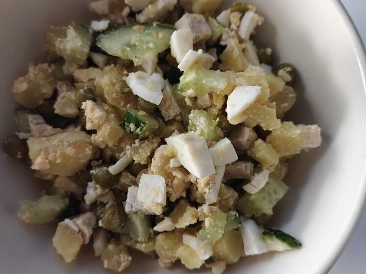 Ленинградцам назвали допустимую порцию оливье на Новый год