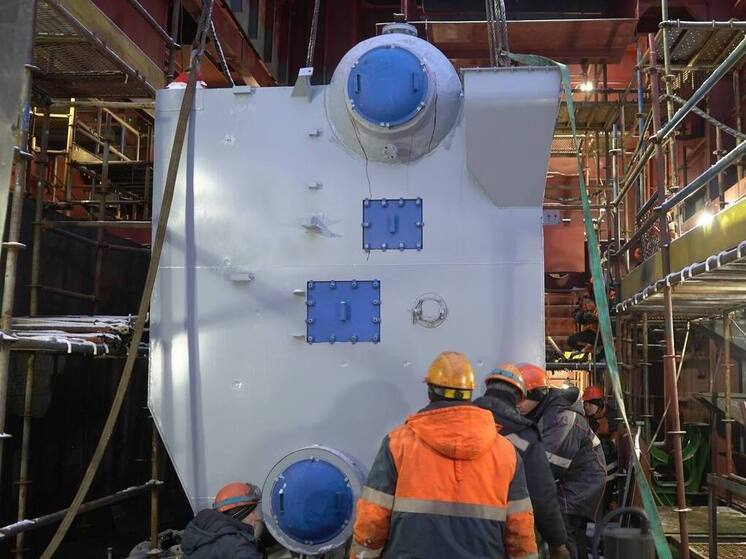 Котлы резервной системы установили на ледокол «Ленинград»
