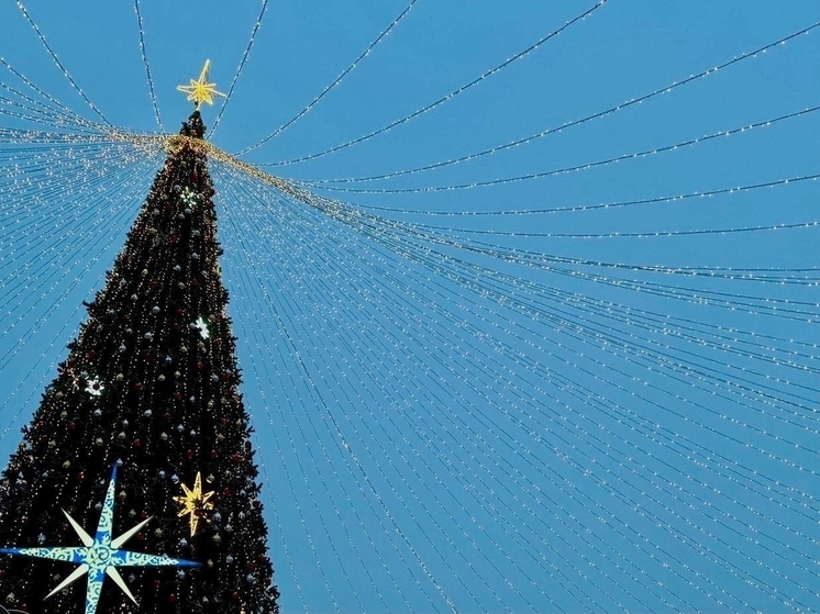 Великий Новгород зажигает огни: праздничная атмосфера в режиме реального времени благодаря «Ростелекому»