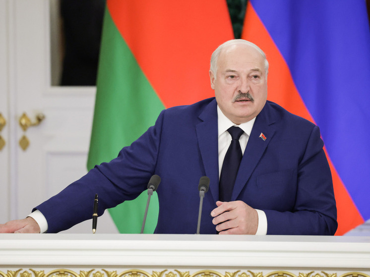 Лукашенко заявил, что "Орешник" заступил на дежурство в Белоруссии