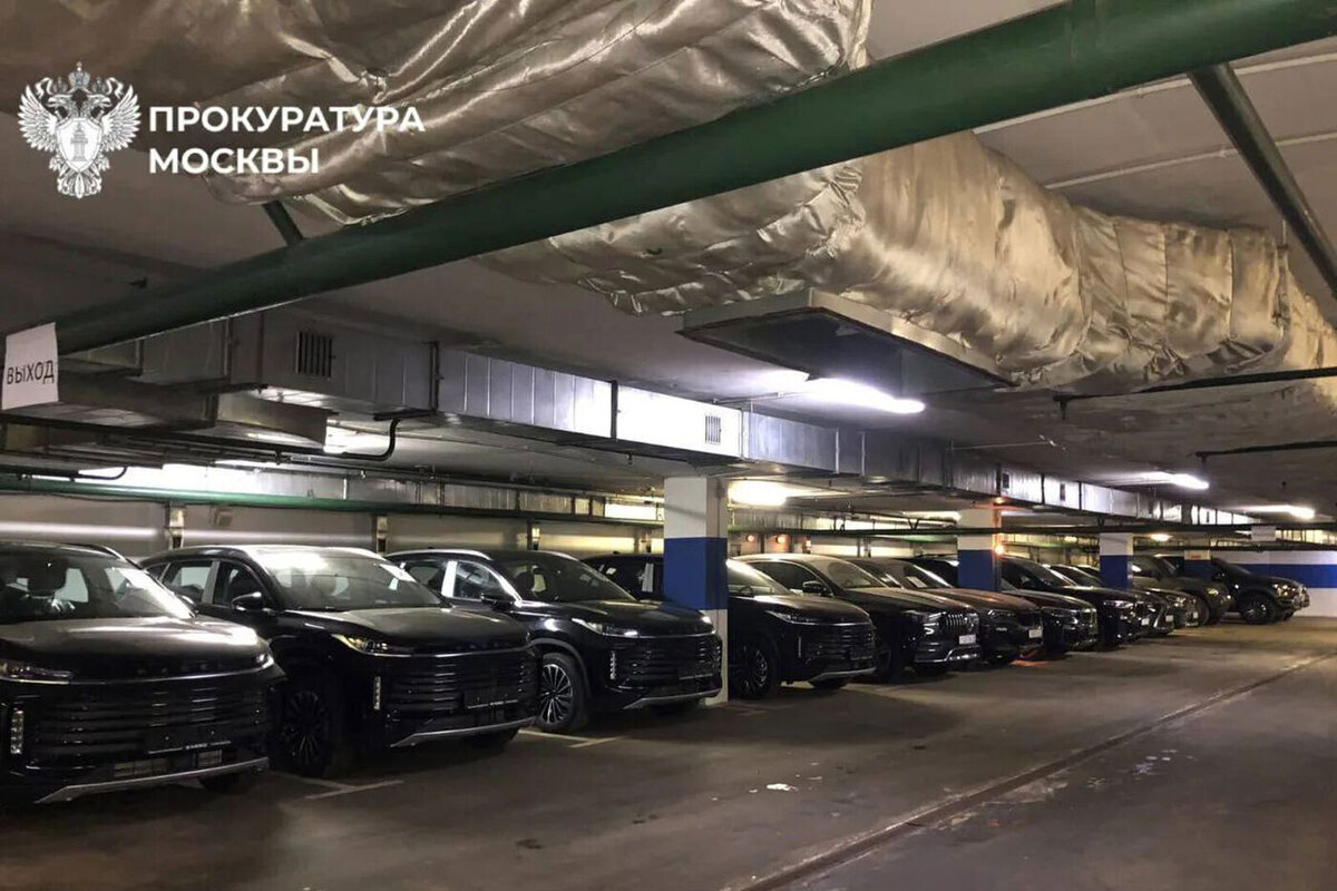 Генеральный директор компании-автодилера, обманывавший клиентов, получил солидный срок