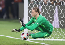 Нет, это просто невероятно! Наш Матвей Сафонов выдал шедевр, который навсегда вошел в историю мирового футбола