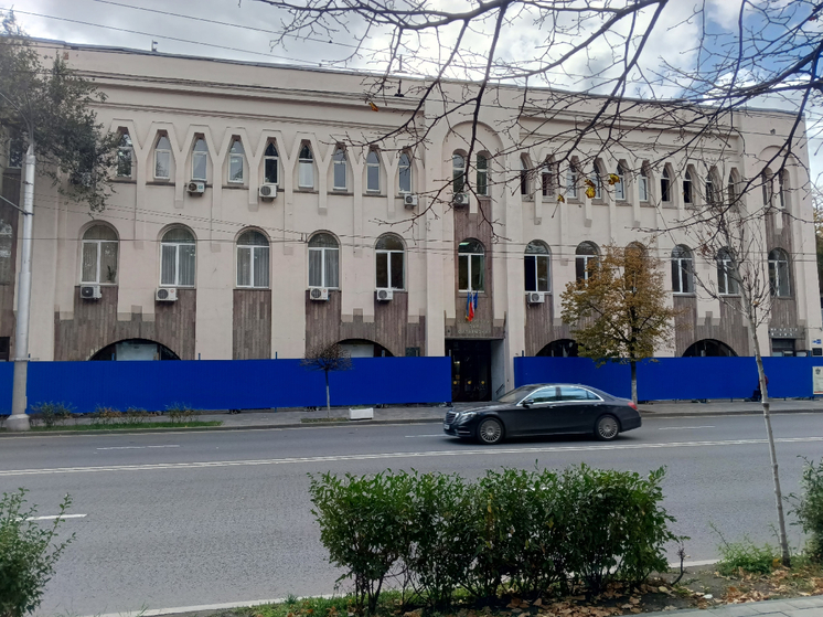 Градозащитники Ростова хотят судиться с комитетом ОКН из-за филармонии