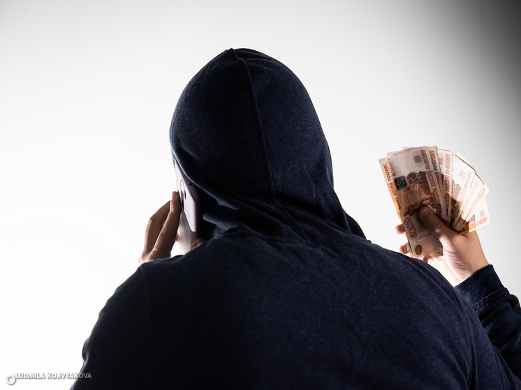 24-летний житель Петрозаводска перевел мошенникам 300 тысяч рублей