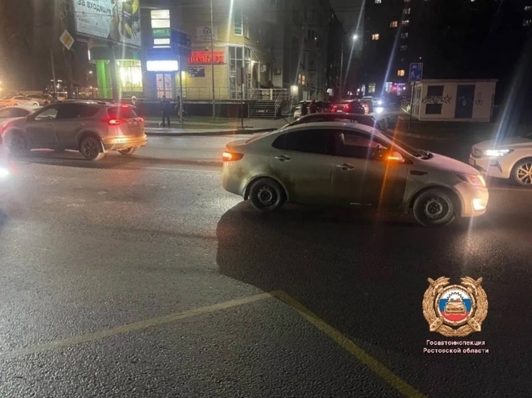 В Ростове в аварии пострадала 37-летняя женщина