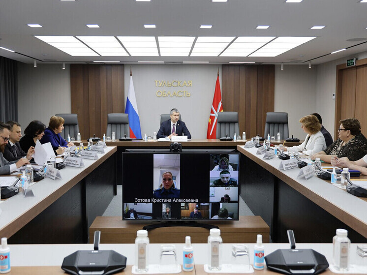 Для снижения нагрузки на педагогов в Тульской области создали рабочую группу