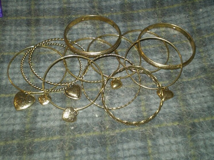 В Калининграде подруга унесла из гостей золото на 200 тысяч